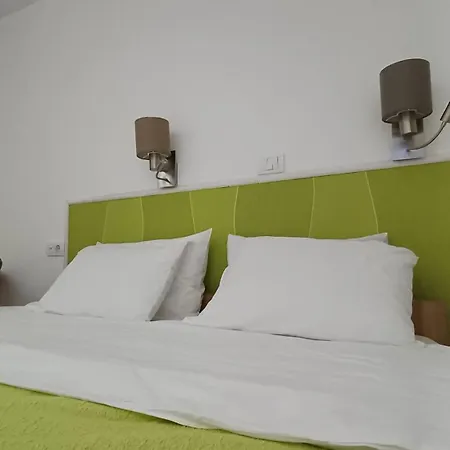 Terase Guest house *